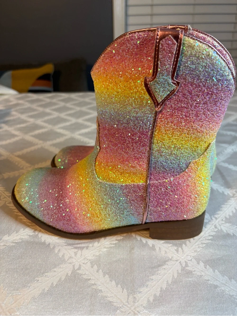 Motasha sparkly rainbow